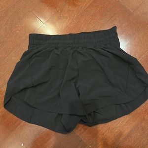 size 10 black lululemon hotty hot lined 4